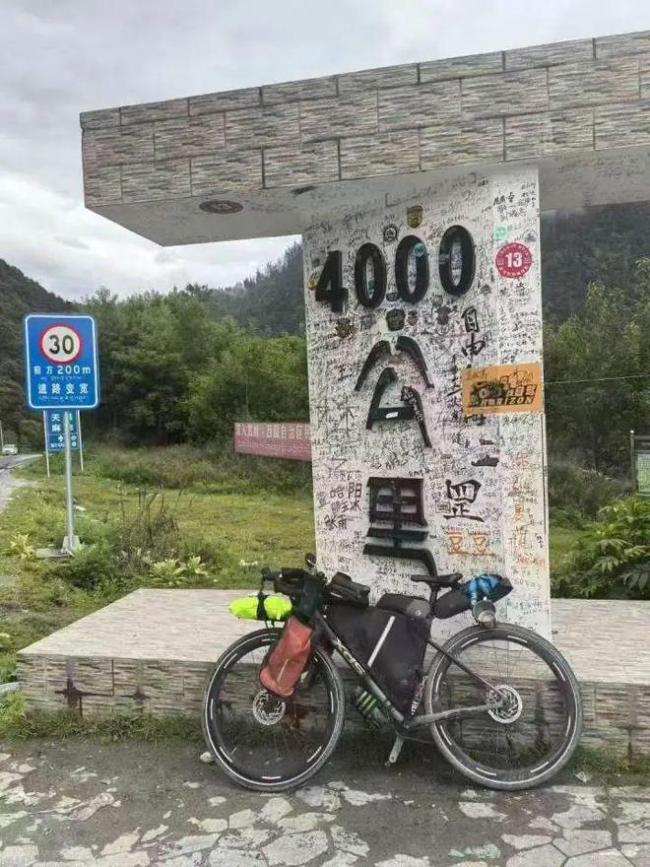 31歲小伙辭職從杭州騎行去西藏 夢(mèng)想之旅圓滿達(dá)成