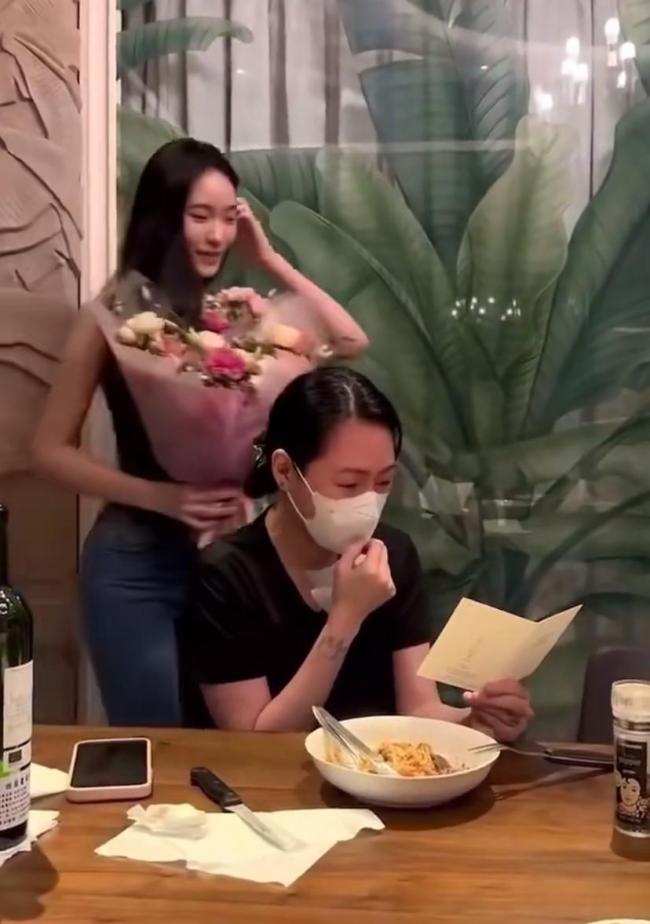 小S二女儿表示暂不进演艺圈 专注学业与家庭时光