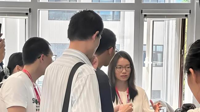 廣西女?dāng)?shù)學(xué)家解決世紀(jì)難題 攻克掛谷猜想