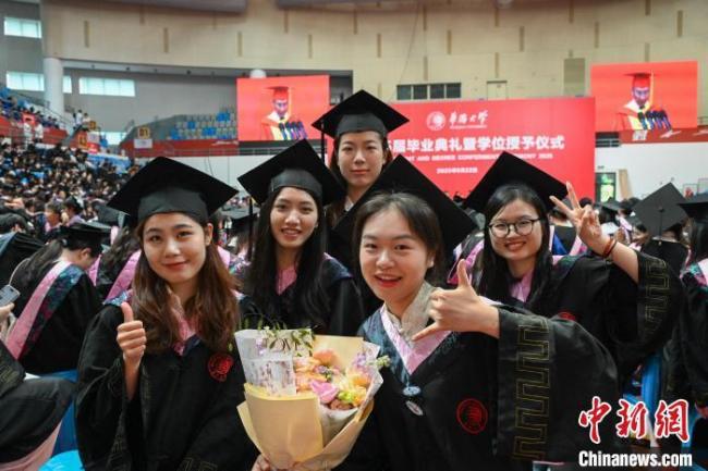 华侨大学校长寄语毕业生 敢为人先勇追梦