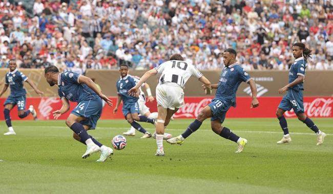 世俱杯：尤文4-1维达德 两连胜打进9球 伊尔迪兹梅开二度 造乌龙
