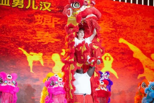 跳河救人的俄女留學生說想留在中國 見義勇為獲贊譽
