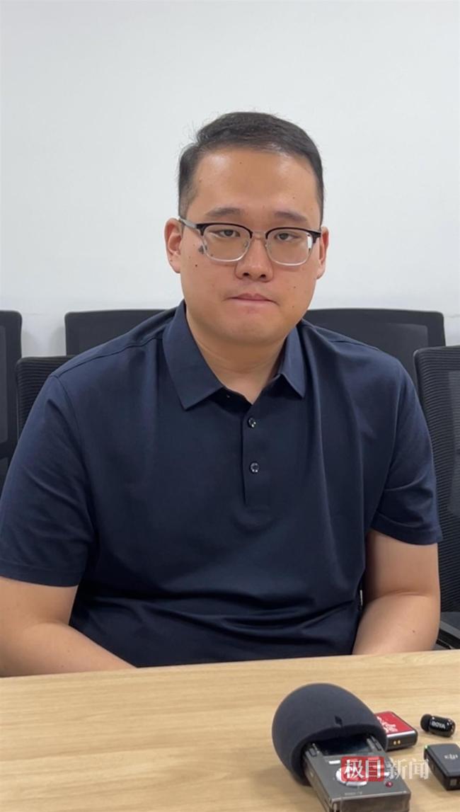 同事哽咽追憶援坦犧牲醫(yī)生張軍橋 無畏醫(yī)者英勇救人