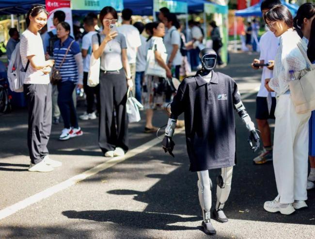 高校專業(yè)大調(diào)整 文科會(huì)消失嗎 新文科煥發(fā)新生