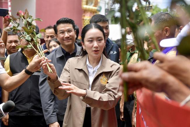 “泰總理三個(gè)月內(nèi)會(huì)換人,，我知道是誰(shuí)”？佩通坦對(duì)洪森“預(yù)言”不予置評(píng)