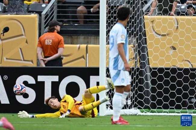 世俱杯：多特1-0蔚山，小組頭名出線,，斯文松破門,，小貝林厄姆助攻 吉拉西屢失良機(jī)