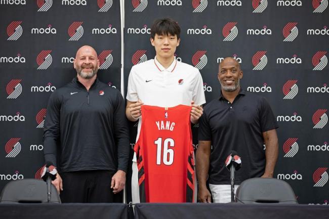 杨瀚森利好 开拓者买断艾顿 内线机会增多