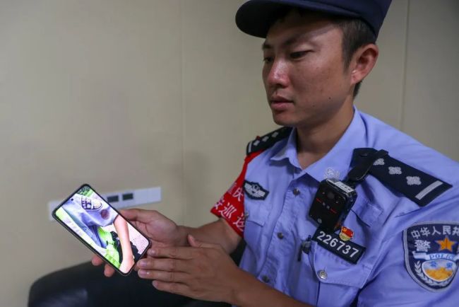2岁幼童20楼意外坠楼生还 无人看护险酿悲剧