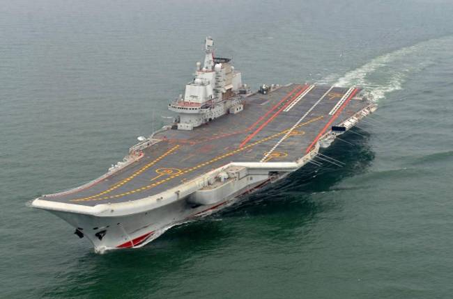 夹击辽宁舰的双航母是哪两艘航母 海空对抗精彩瞬间