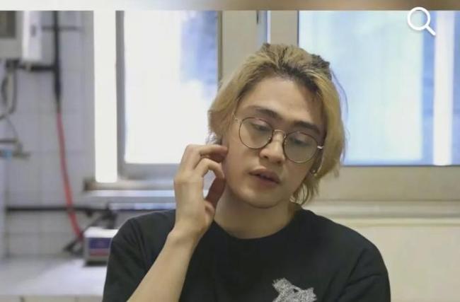 兒子同意認(rèn)親爸爸激動又心痛 有輕微抑郁差點輕生