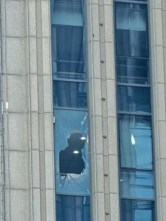 警方通報南航員工傷人：已跳樓身亡 案件正在偵辦中