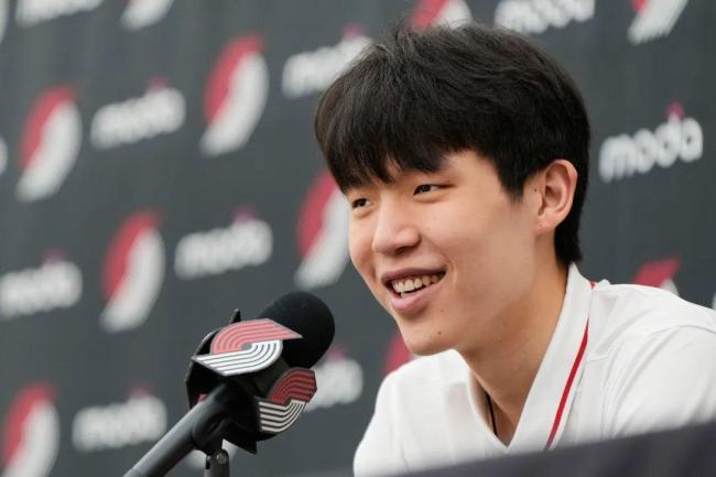 开拓者官宣签下杨瀚森