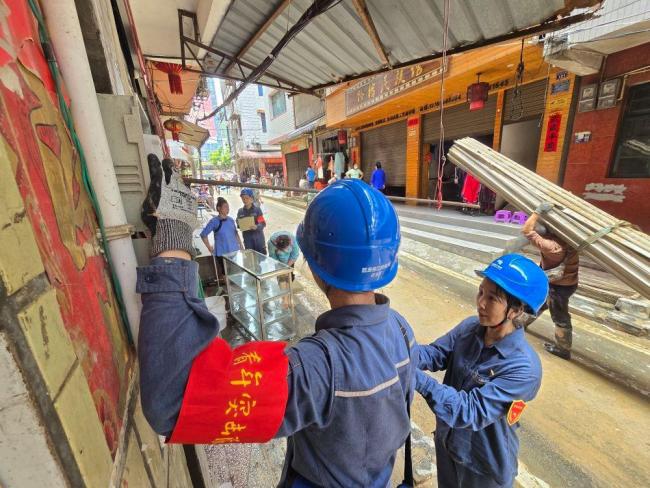 贵州：持续展开灾后重建工作 生产生活秩序逐步恢复
