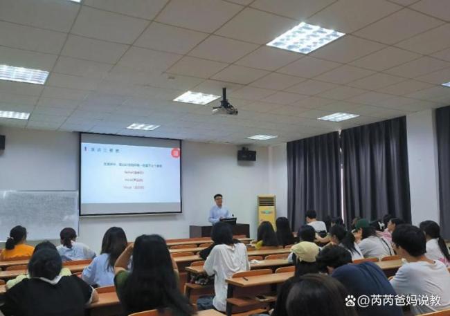 部分高校进入本科三年制时代 教育改革引发热议