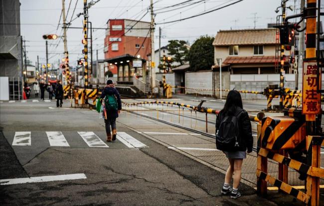 日本5号大地震预言引关注，专家强调避险黄金12秒 预言者亲手打破预言
