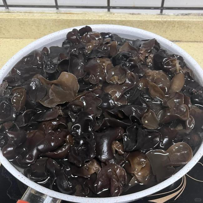 這5種隔夜菜寧可扔也別吃！別拿自己的健康開玩笑