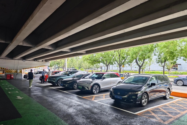北京一批橋下空間停車場(chǎng)將啟用 新增車位緩解停車難