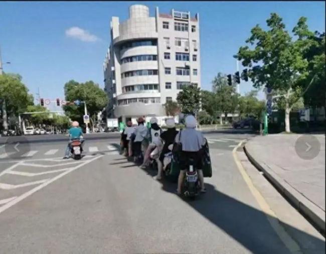 交警：車輛避曬式等紅燈違法 安全隱患不容忽視