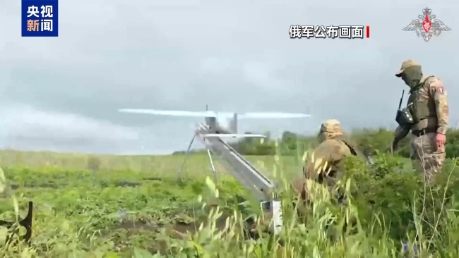 俄对乌军用机场基础设施进行集群打击
