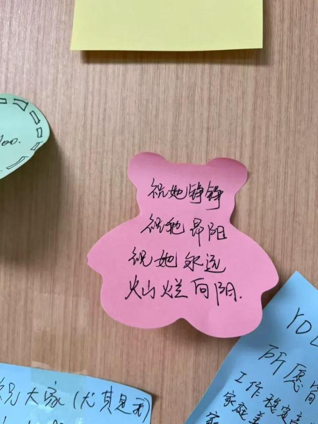 研究生“退學(xué)潮”：他們?yōu)槭裁捶艞墸?/></p><p><br/></p><p data-track=