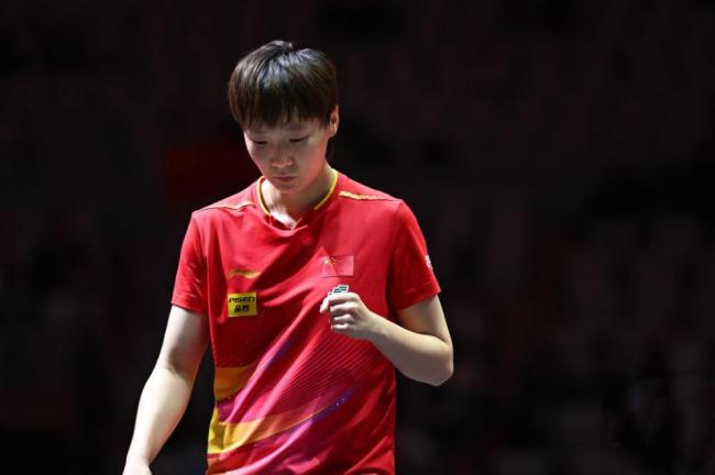 王曼昱3-0完胜韩国选手李恩惠 强势晋级16强