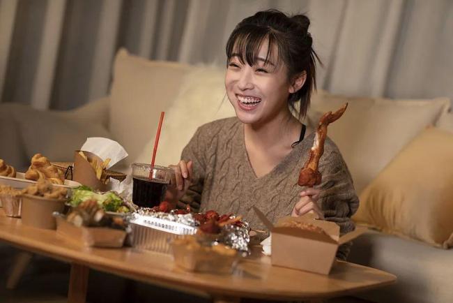 糖尿病盯上年輕人 北方人更容易得 甜蜜負(fù)擔(dān)背后的血糖焦慮