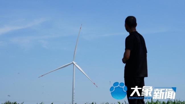 工地大哥回應(yīng)在《人民日?qǐng)?bào)》發(fā)文章 讀書改變生活