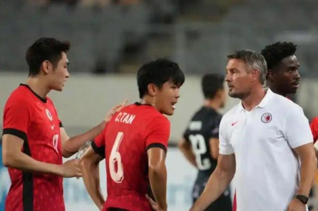 国足必须要赢！改回4后卫强攻中国香港！国脚表态：不会为中超留力 决战垫底争夺战