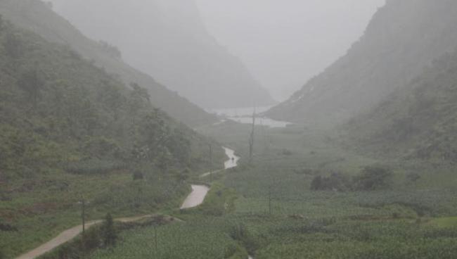 隆林“水淹坝”当地紧急救援 受灾群众得到有效安置