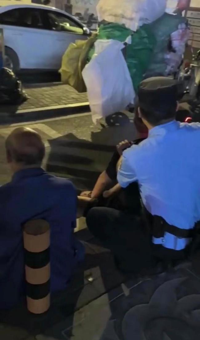 河南欒川發(fā)生惡性暴力事件：拾荒老人被暴打