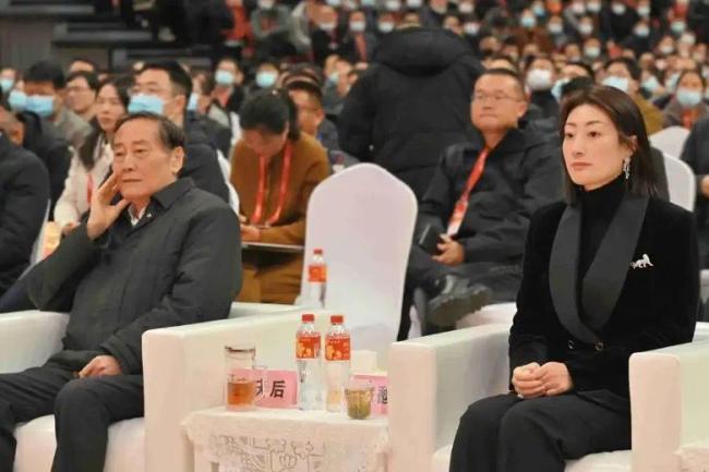 宗不慶后 娃不哈哈 家族內(nèi)斗曝光