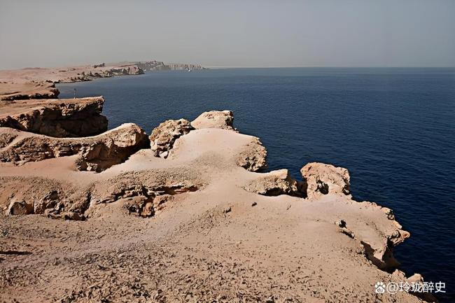 博主：胡塞军火补给遭重创 红海风暴再起