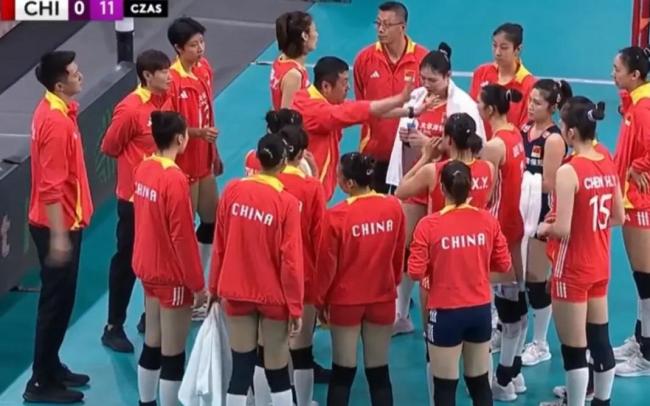 中国女排不敌波兰暴露出啥现实问题 一传与副攻短板凸显