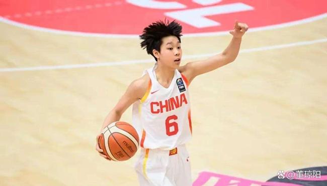 2分59秒压哨KO，中国姑娘最后一秒绝地翻盘 凌晨两点的胜利信号弹