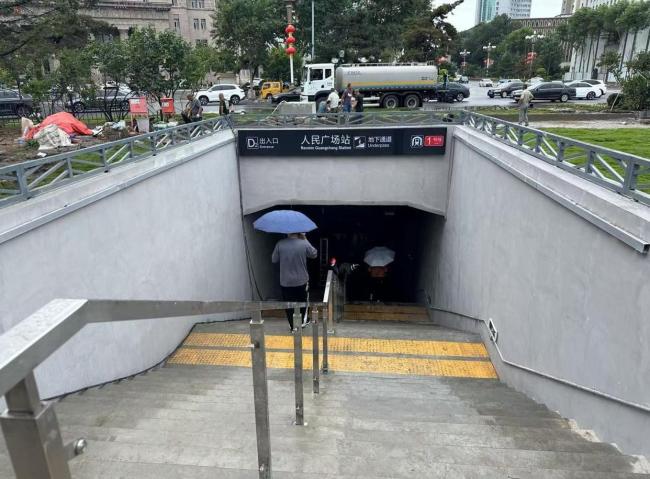 长春人民广场重新开放 历史与现代交融的新篇章