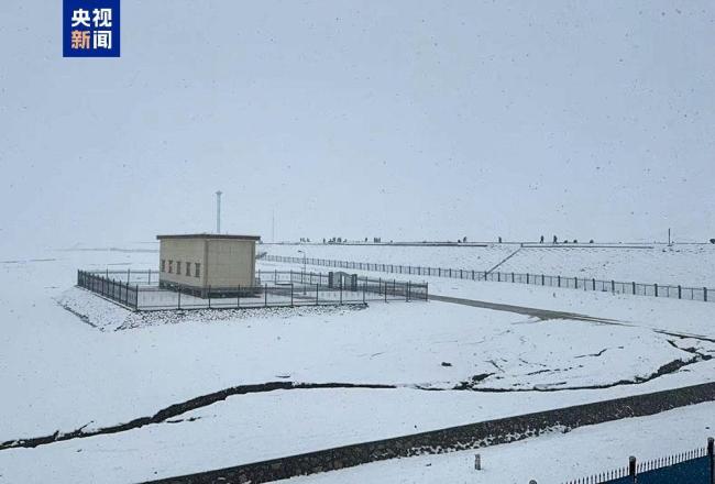 突降大雪 青海五道梁積雪達1厘米