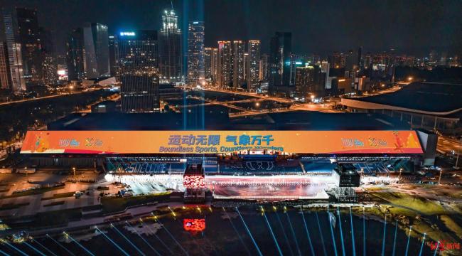 成都世运会焰火彩排看到一棵大树 缤纷盛典展现活力中国