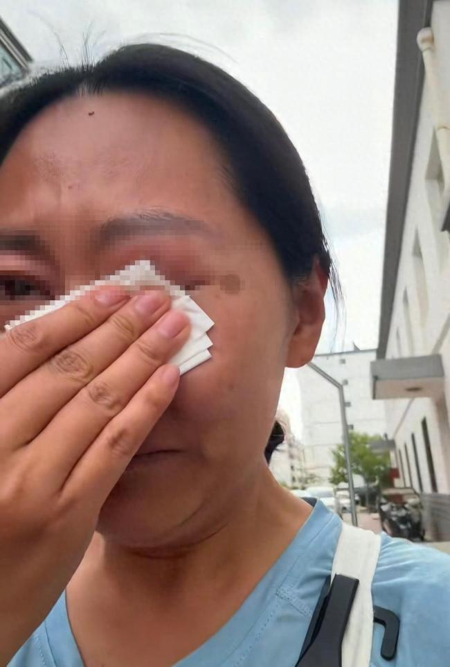 女子称扶老人被诬陷 对方道歉后报警