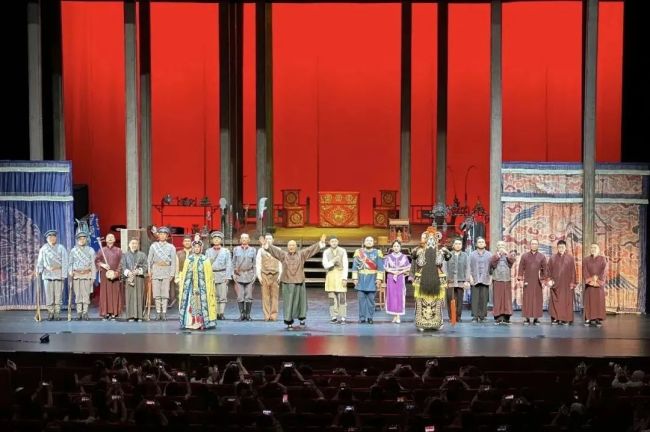 陳佩斯，又被坑了一把 《戲臺(tái)》延期上映逆襲成功