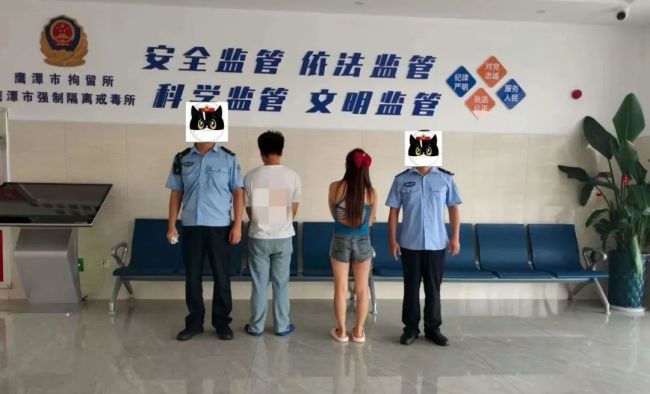 女子發(fā)性感視頻吸引顧客，在出租房賣淫，2人當(dāng)場(chǎng)被抓