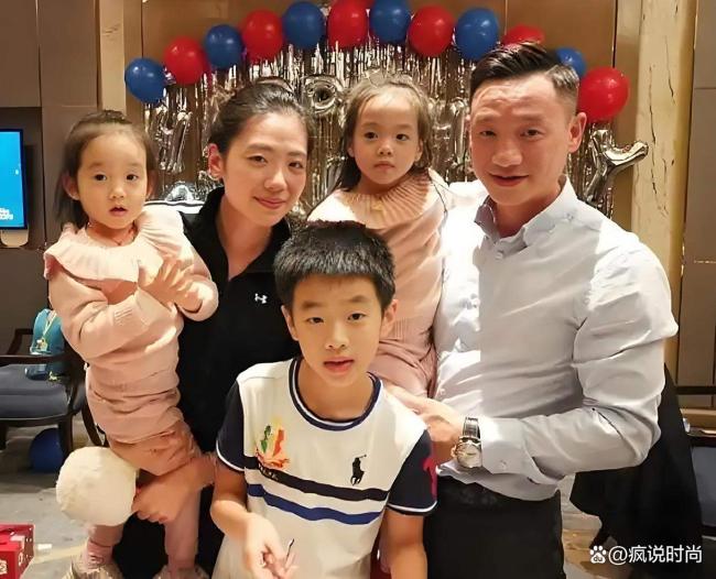 杨威称在香港租房超50平算豪宅