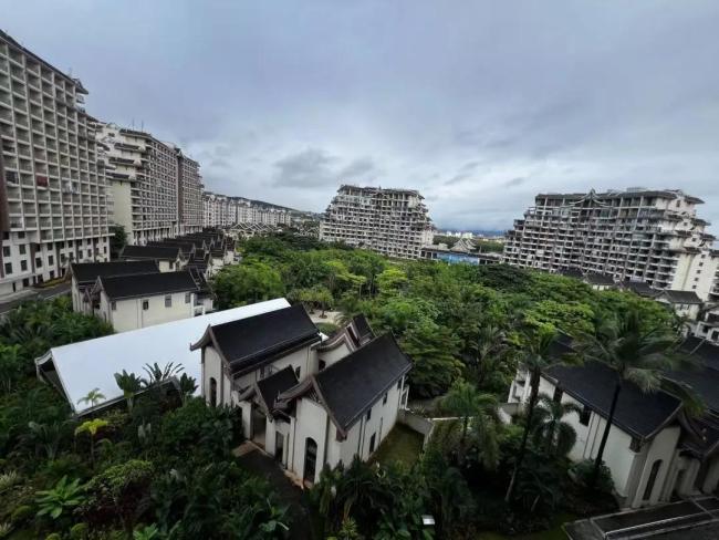 应急管理局回应女童溺毙酒店戏水池 安全管理漏洞引发悲剧