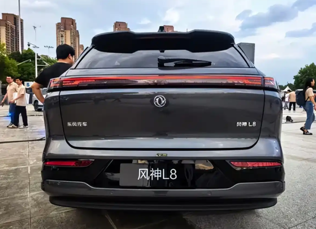 东风风神L8 PHEV正式预售 紧凑型SUV新选择