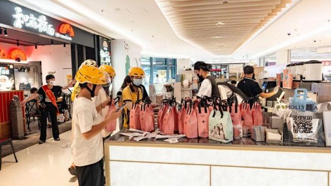 4個(gè)月燒光幾百億，史上最貴外賣大戰(zhàn)，到底誰是贏家？