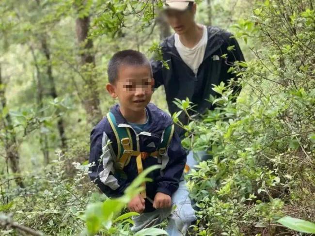 苍山失联男孩夏令营清空社交账号