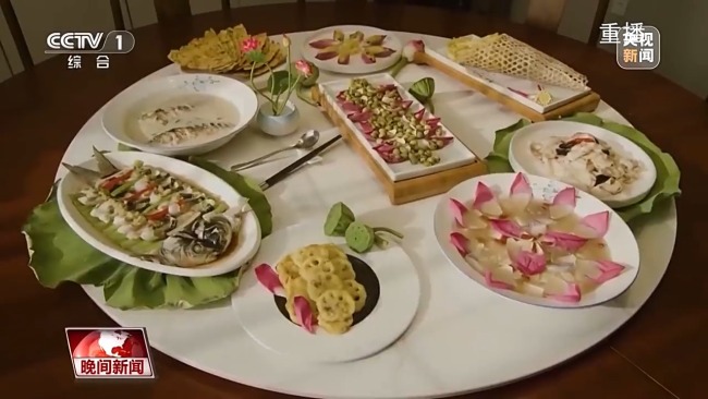 看见美丽中国丨共同守护一泓清水 在藕花深处看生态蝶变