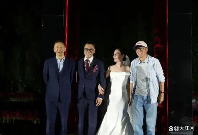 李国庆再婚现场表白北大校友妻子 爱情长跑终成眷属