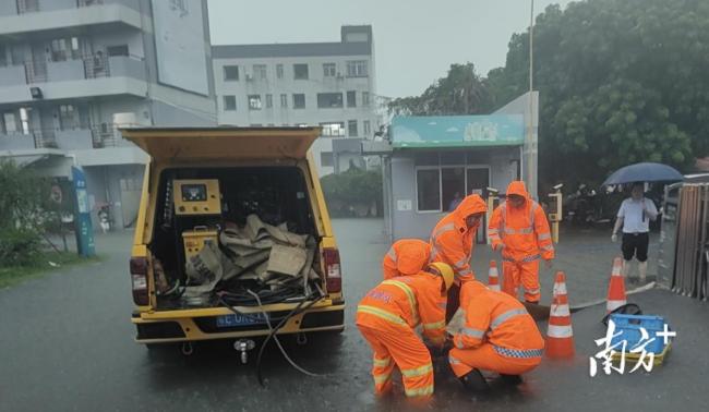 佛山迎战极值暴雨人员零伤亡 应急体系高效运转