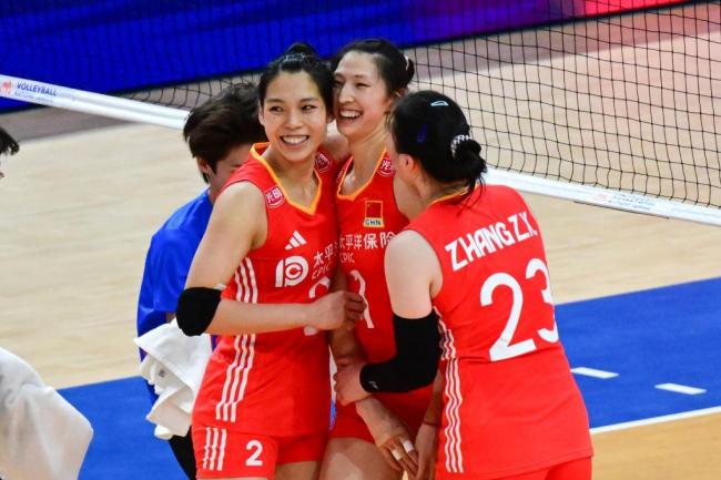 成军四个月，新一届中国女排迎来年度“大考” 世锦赛征程开启