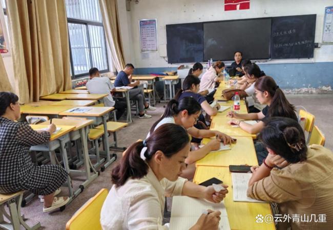 转岗教高中的小学老师：迟早得转